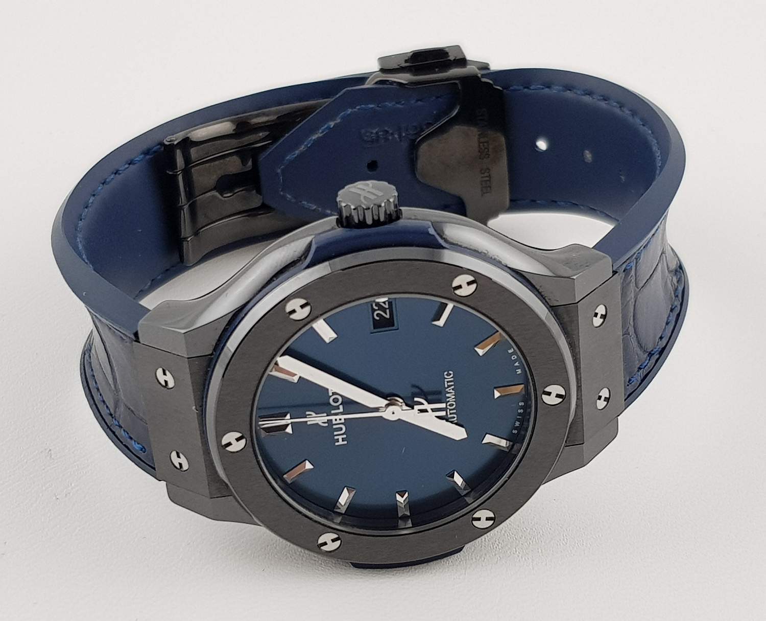 Hublot Classic Fusion Automatic Ceramic Blue Dial 38mm