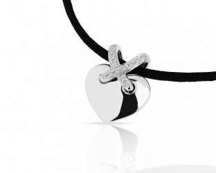 CHAUMET Liens Diamond Heart Pendant 