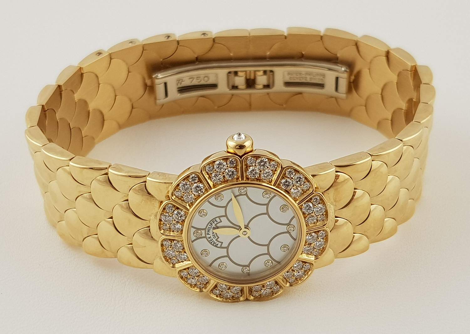 Yellow Gold Ladies Watch With Diamonds